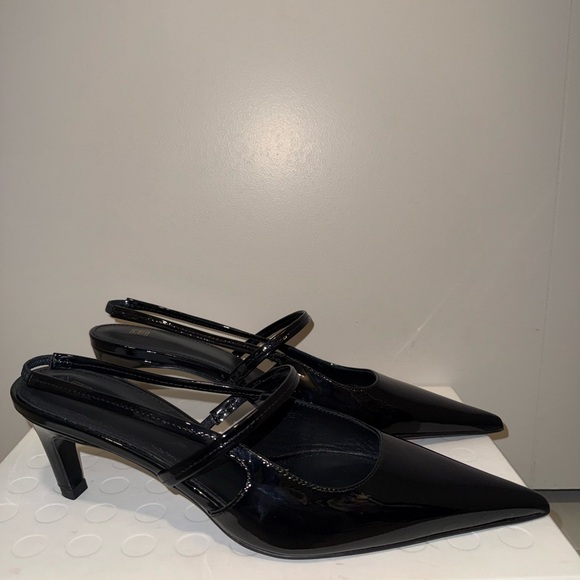 Toteme Sharp Slingback Pumps, 39, Black - Picture 5 of 17